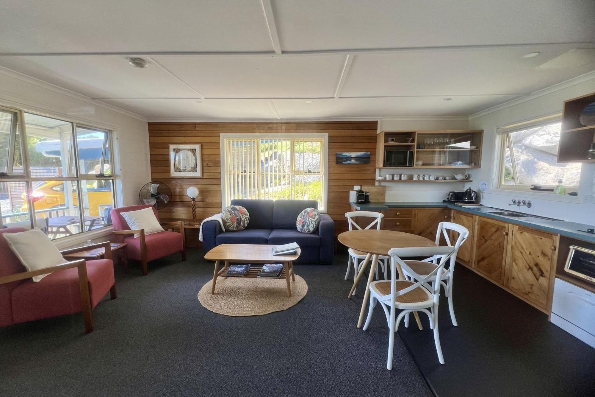 Binalong Beach Cottage Beachfront At Bay Of Fires Next To Restaurant Binalong Bay Esterno foto