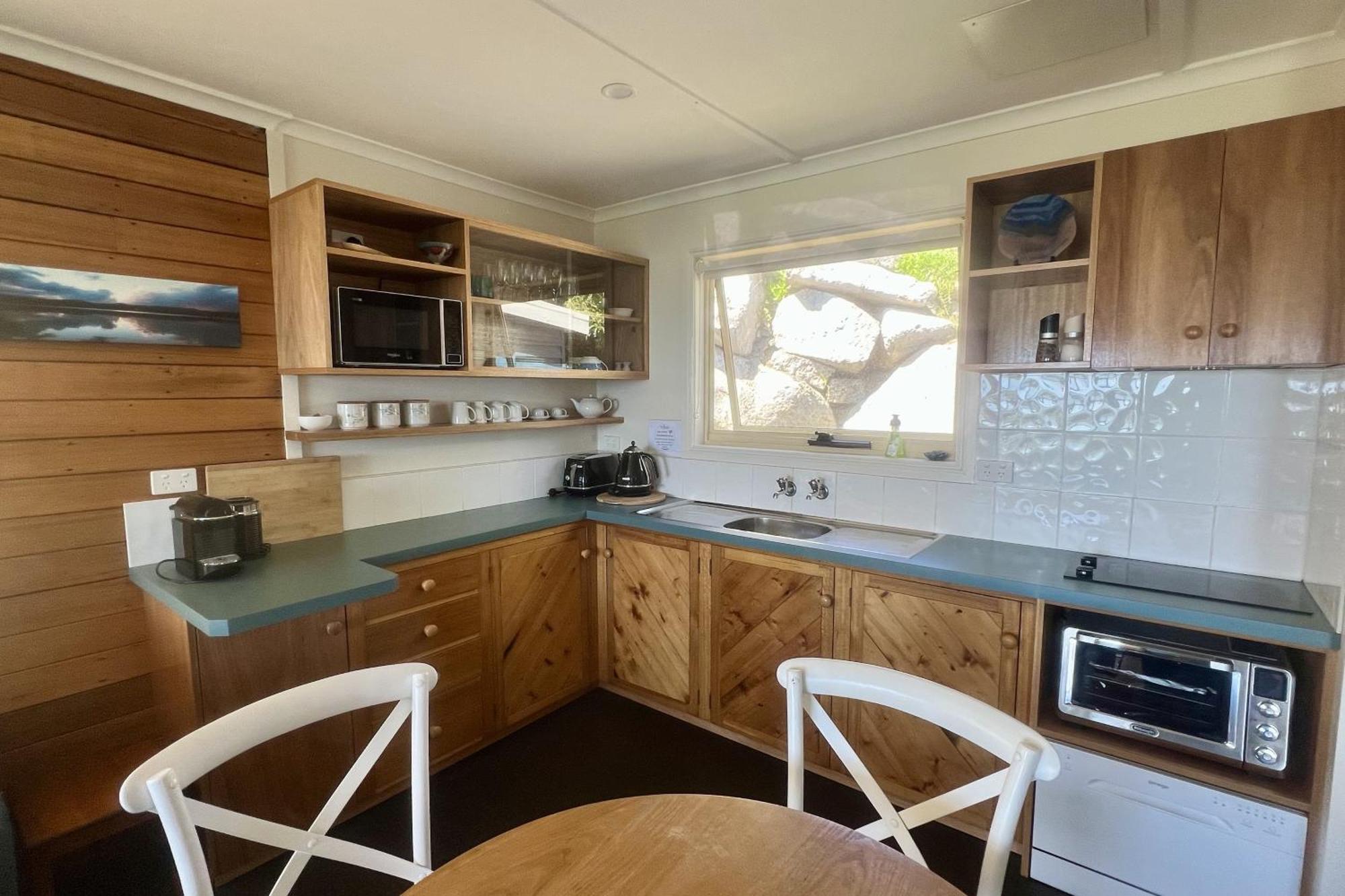 Binalong Beach Cottage Beachfront At Bay Of Fires Next To Restaurant Binalong Bay Esterno foto